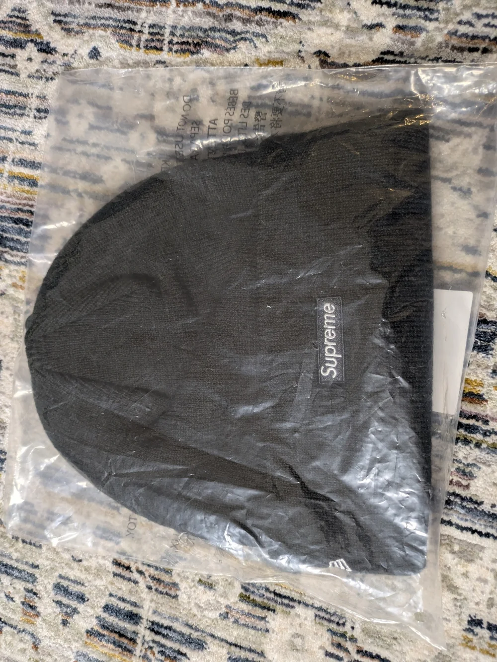 Supreme x New Era S Logo Beanie Black OS FW22 NWT - Picture 4 of 4